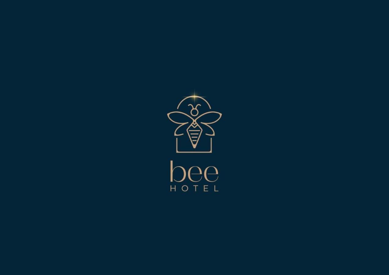 Bee Hotel Vlore Ngoại thất bức ảnh